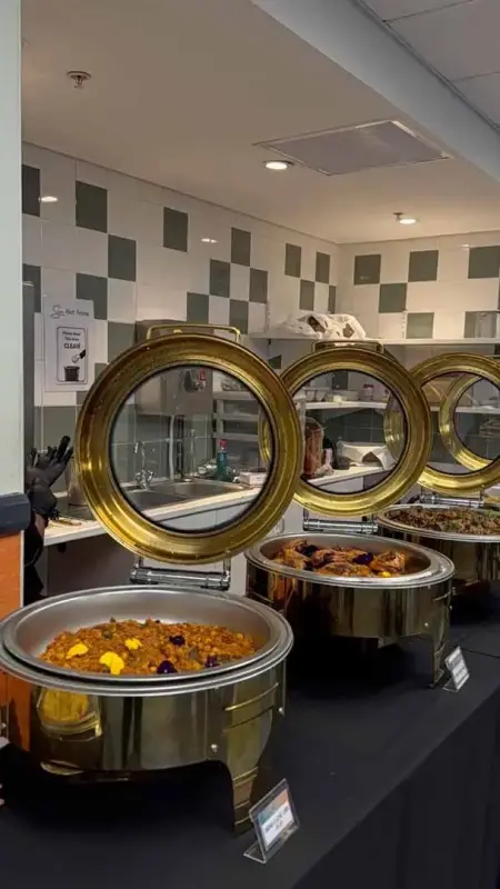 Hot buffet by Quench x Como