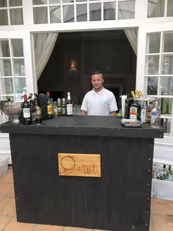 Mobile bar by Quench x Como