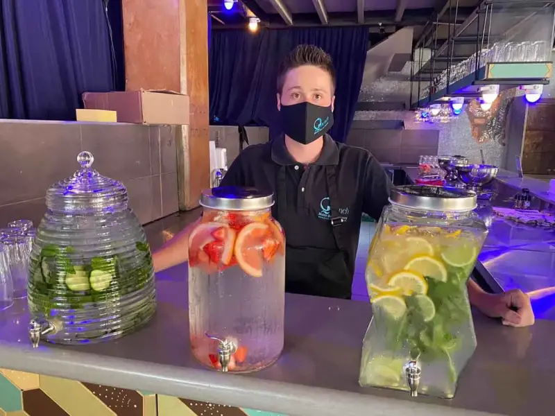 Mobile bar by Quench x Como